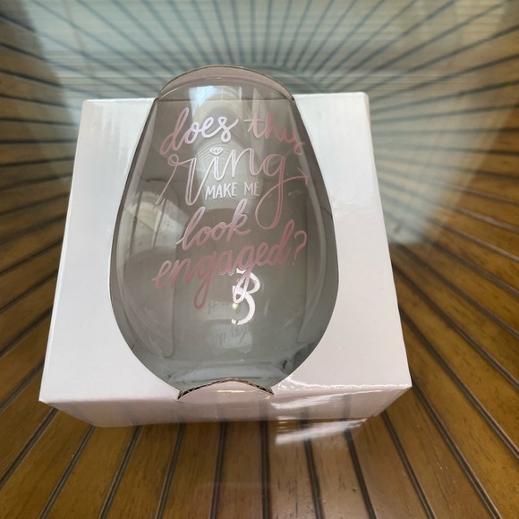 About Face Designs Wine Glass- 2019 - Does this ring make me look engaged? 💍 - Picture 13 of 13